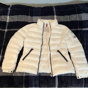 Moncler White Kaukura Puffer Jacket Women's XS